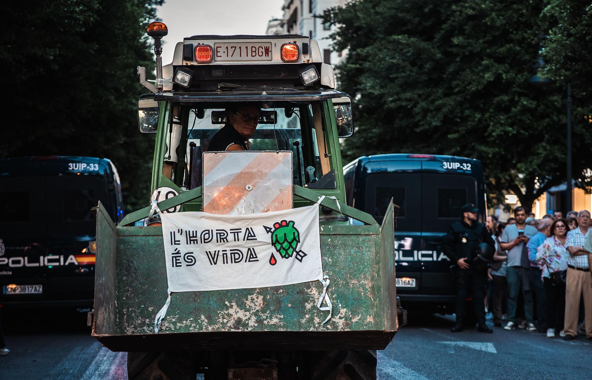 Manifestación Dana Mazón dimisión 29-10-25 - 5